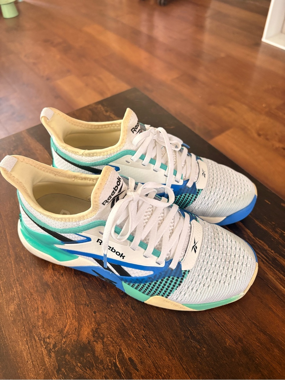 Women’s Reebok Nano Court Shoes Size 9.5 - Picture 1 of 5